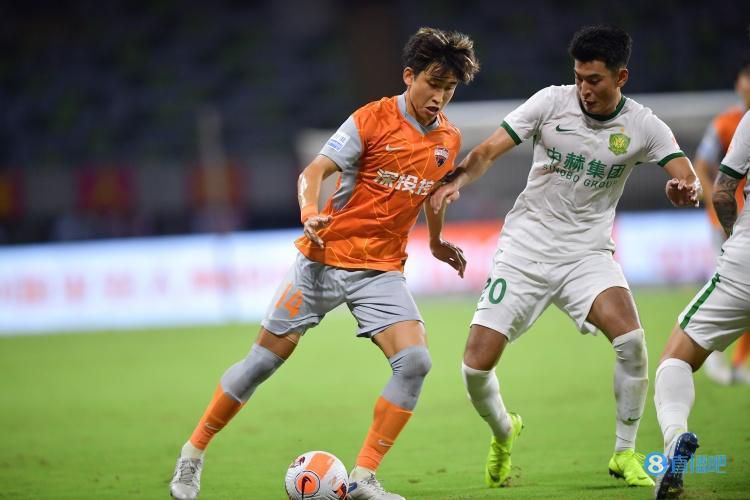 亚洲免费在线视频播放