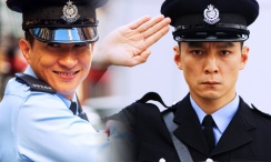 美女脱光衣服让男人桶